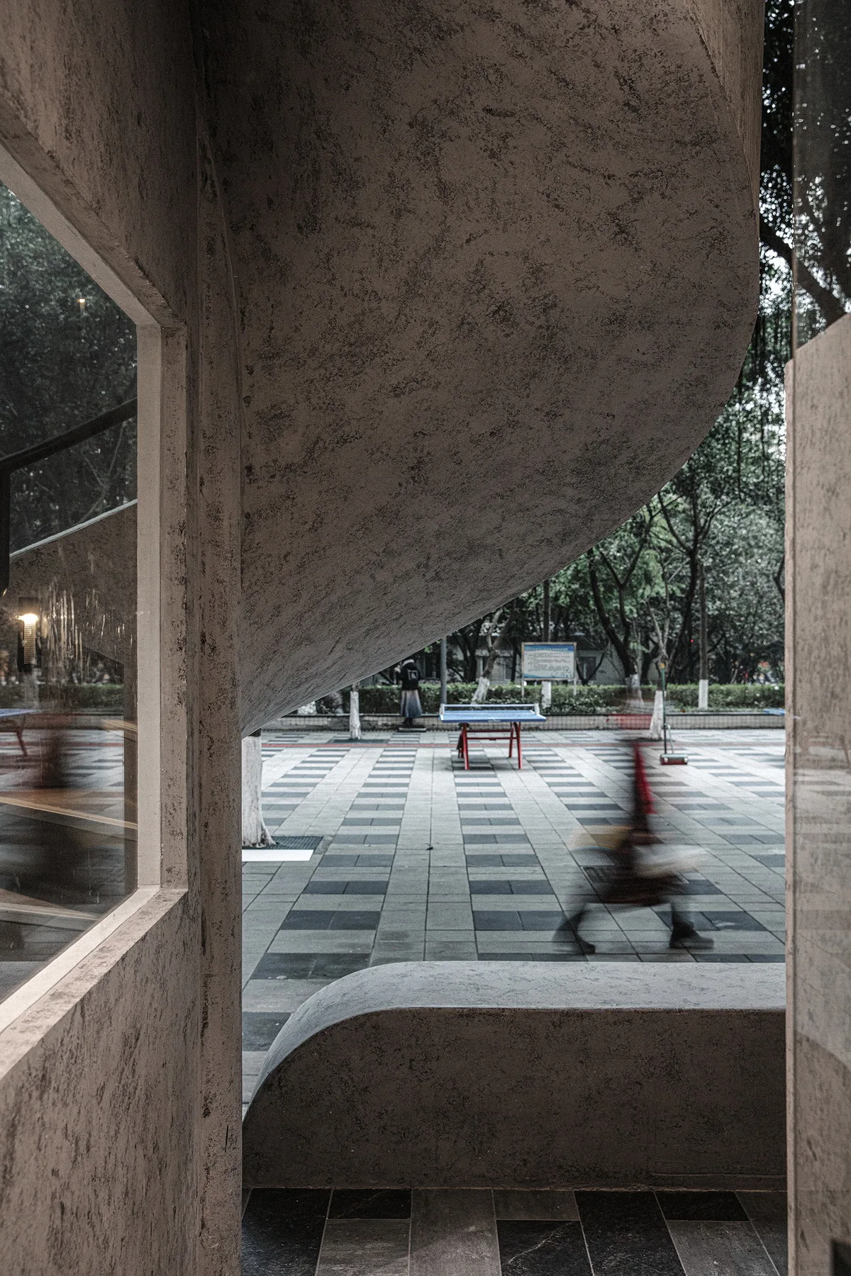 BIM建筑|Wine ahead - 歪头进来，慢慢摇摆 / itD studio