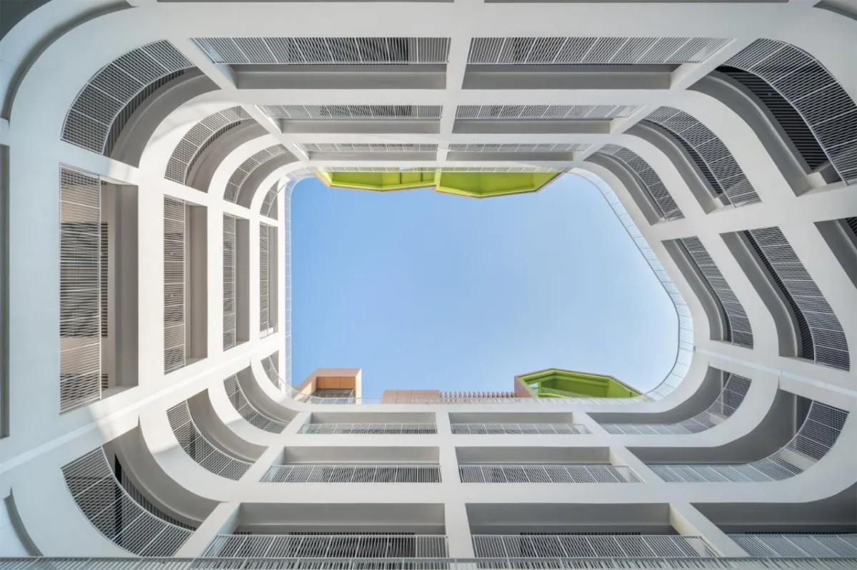 BIM建筑|深圳市坪山区东部湾区实验学校 / 申都设计