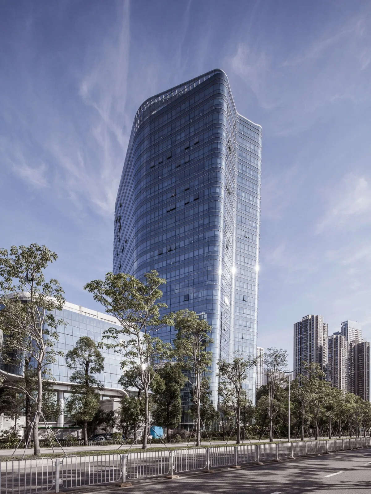 BIM建筑|南方大学科技园和B1塔楼 / Saltans Architects