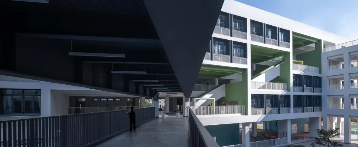 BIM建筑|深圳市龙华区行知中学 / 筑博设计-联合公设