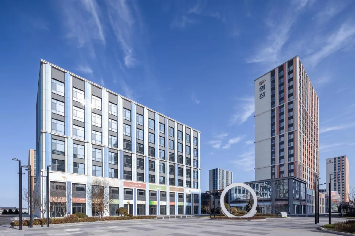 BIM建筑|为留住人才和激发活力而设计的新型产业社区 / 三益中国