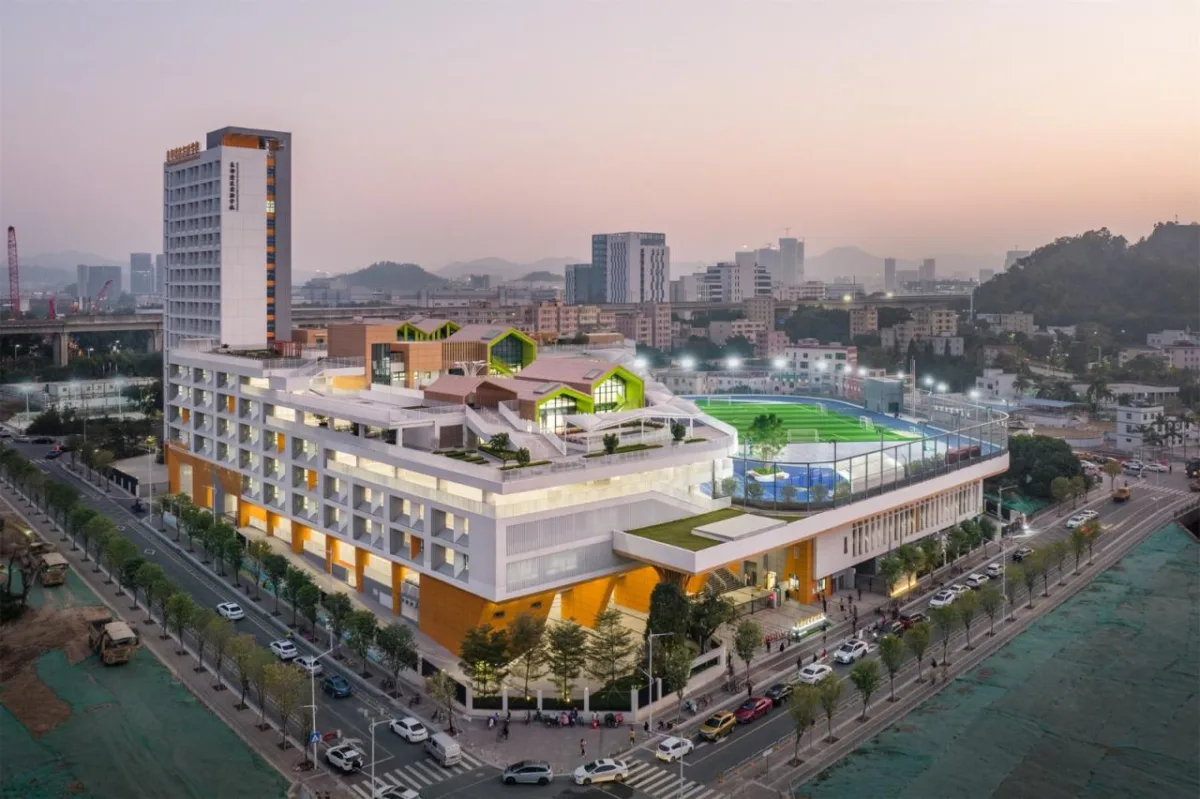 BIM建筑|深圳市坪山区东部湾区实验学校 / 申都设计
