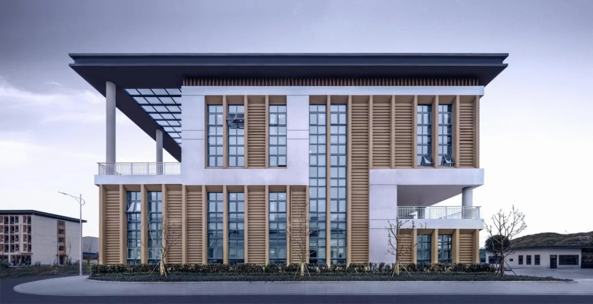 BIM建筑|四川先鹰航空发动机零部件生产基地 / HJ汉嘉西南院