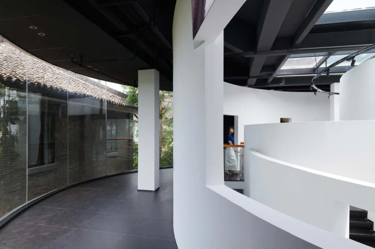 BIM建筑|“借山重影”，塘栖枇杷博物馆 / 田之间建筑