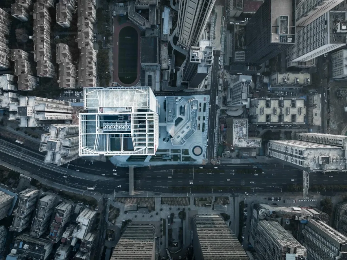 BIM建筑|城市天际线的重塑与街道生活的缝合：武汉中海中心 / 柏涛设计