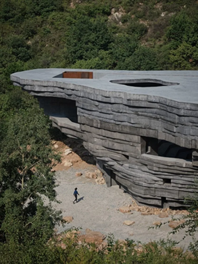 BIM建筑|开放建筑工作室设计石头状音乐厅