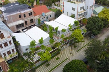 BIM建筑|HGAA工作室设计植物覆盖的幼儿园-BIM建筑网