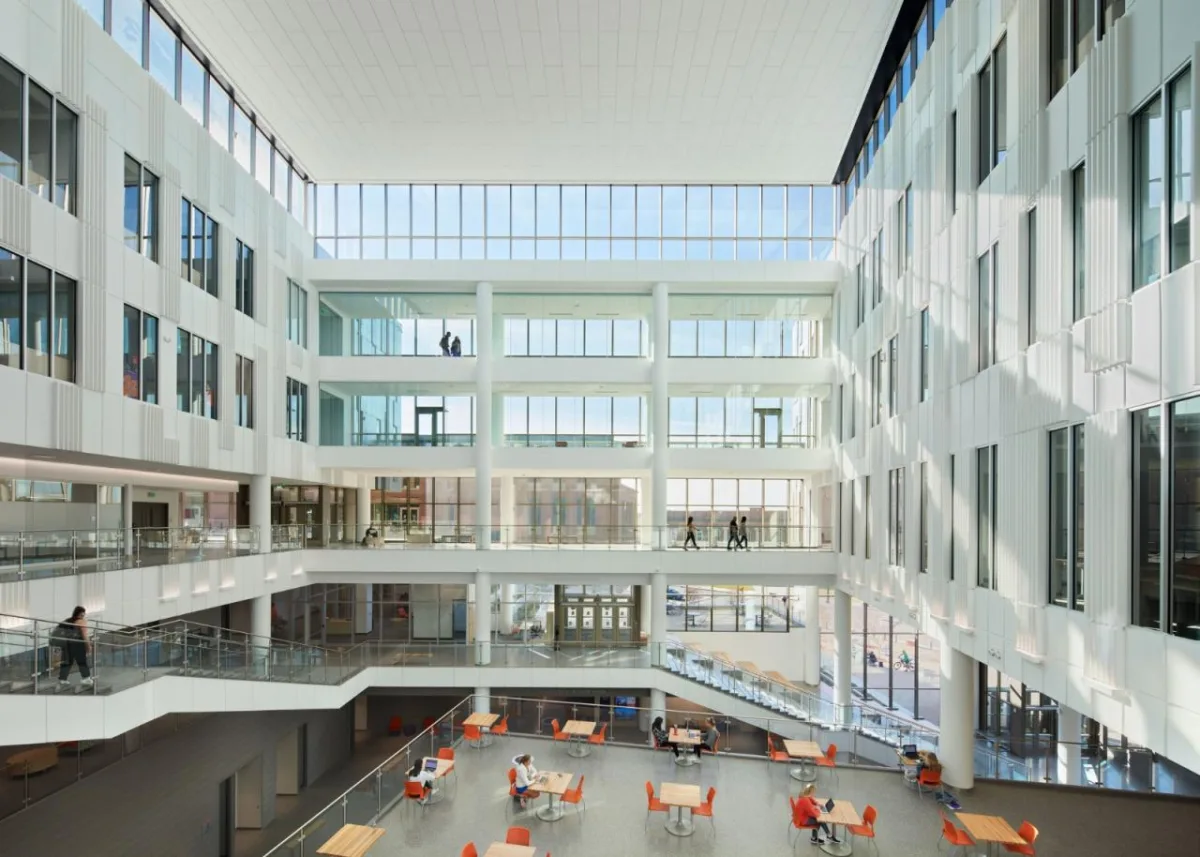 BIM建筑|Wilbur O. & Ann Powers 商学院 / LMN Architects