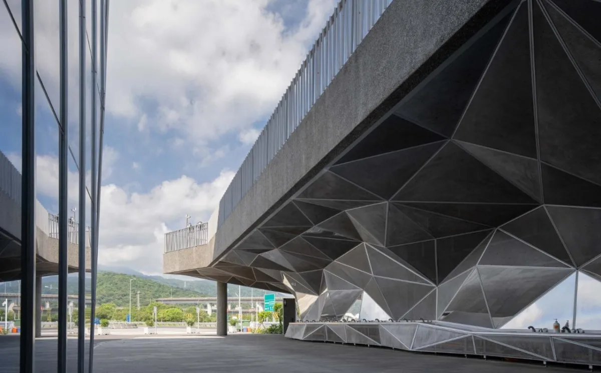 BIM建筑|苏澳高速公路休息区及服务区 / 翁祖模建筑师事务所