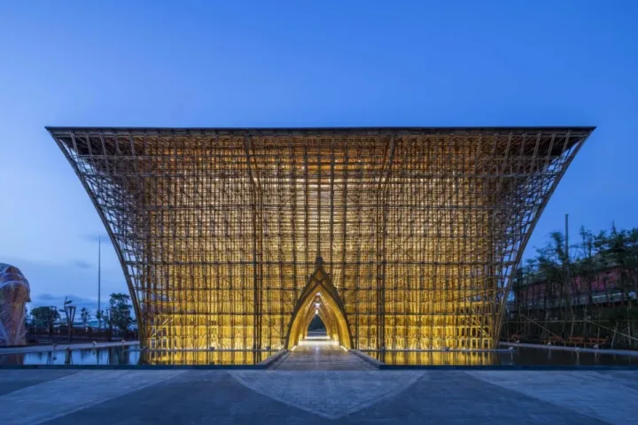 BIM建筑|42000 根竹竿，富国岛大世界欢迎中心 / 武重义建筑事务所