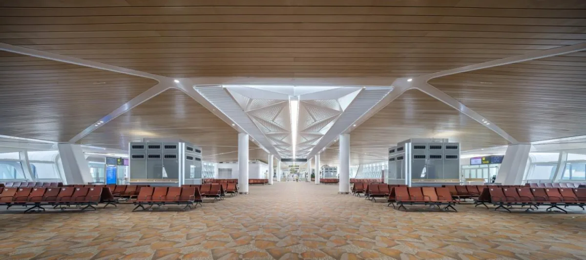 BIM建筑|航空建筑新标杆：深圳宝安国际机场卫星厅 / GDAD、Aedas、兰德隆与布朗