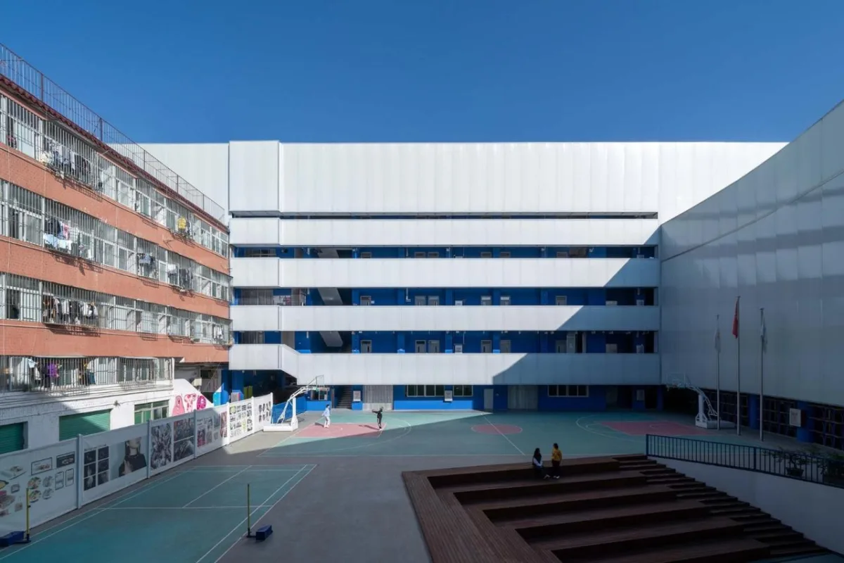 BIM建筑|深圳蓝白艺术院校 / 万社设计