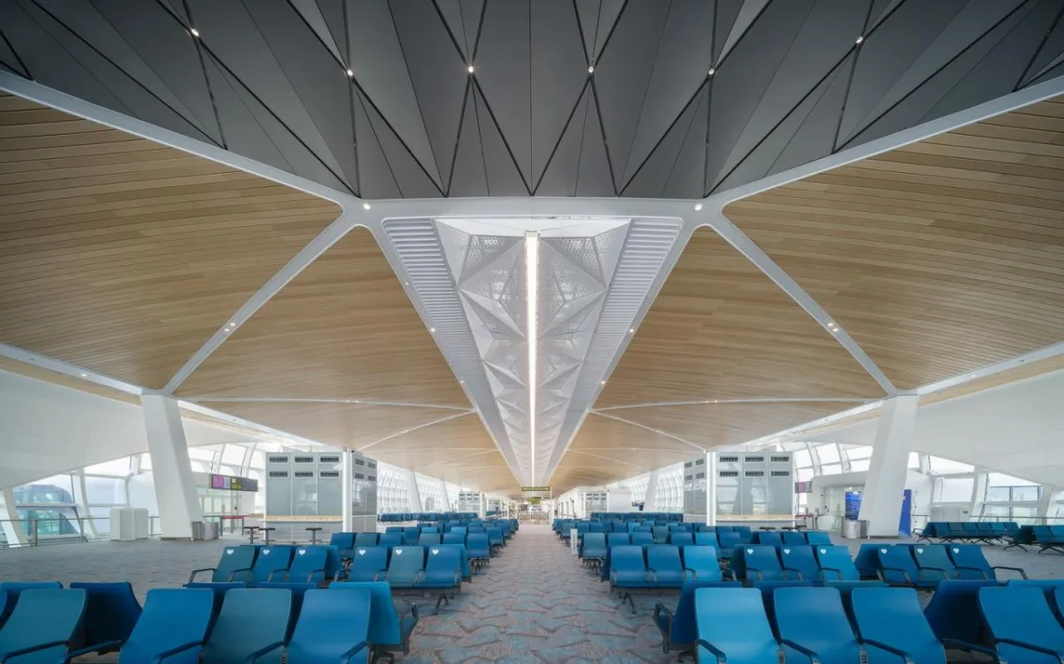 BIM建筑|航空建筑新标杆：深圳宝安国际机场卫星厅 / GDAD、Aedas、兰德隆与布朗