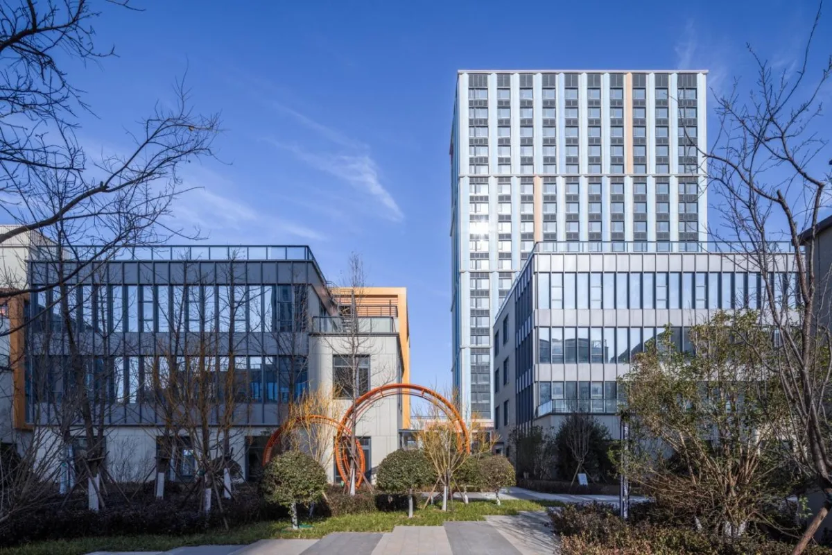 BIM建筑|“新冠疫情”和“逆全球化”冲击下，产业社区“破局”的六大路径 / 三益中国