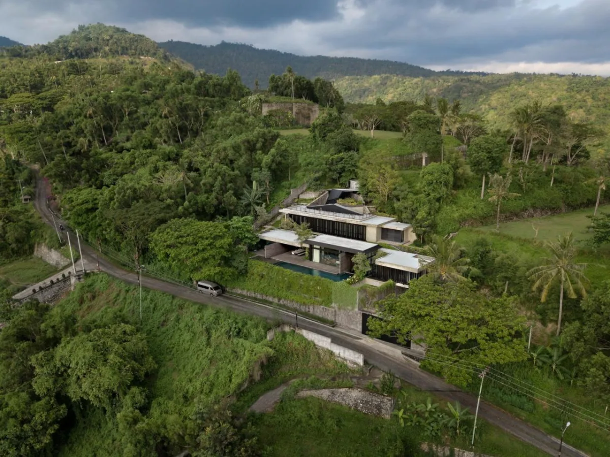 BIM建筑|山坡住宅 / Wahana Architects