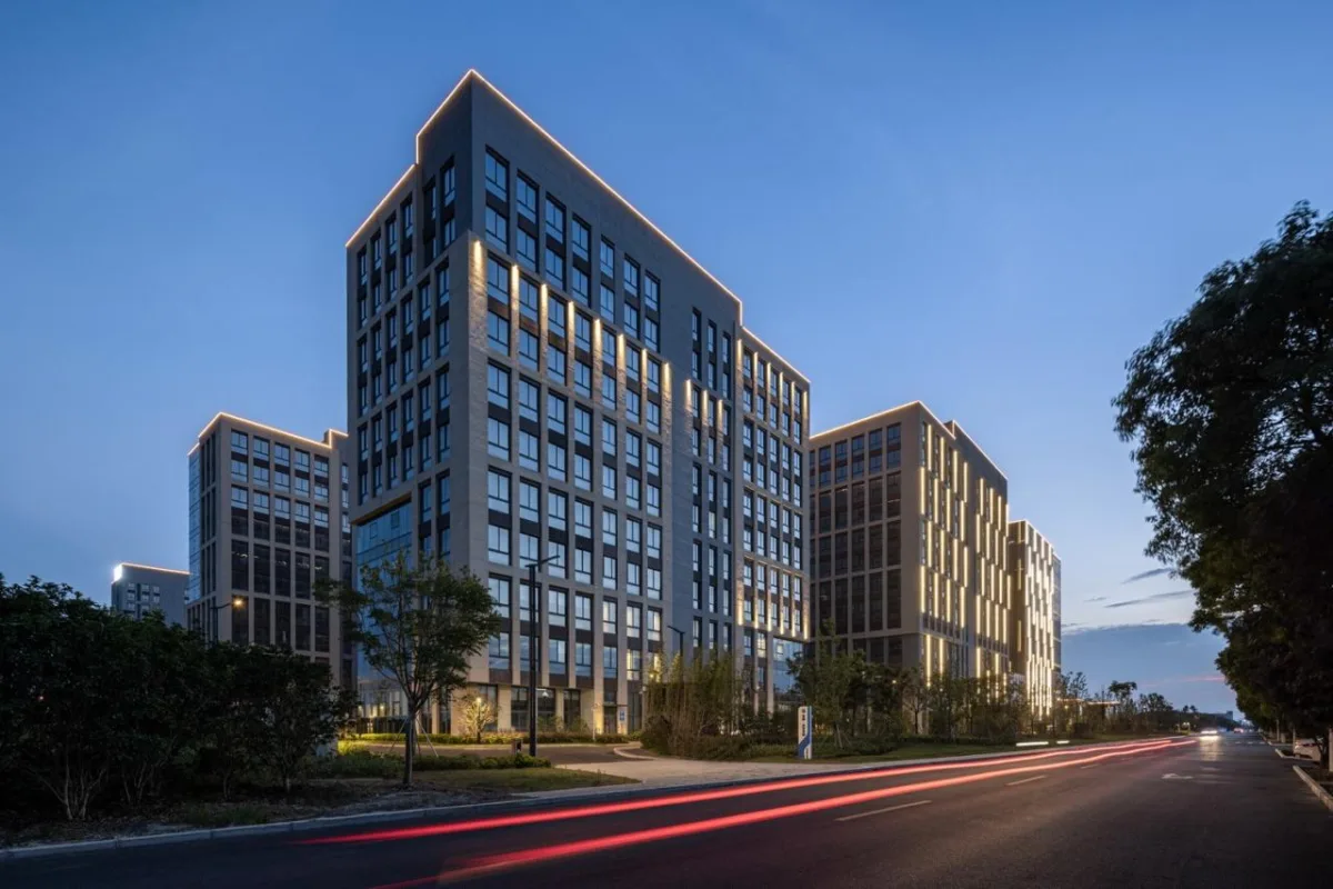 BIM建筑|“新冠疫情”和“逆全球化”冲击下，产业社区“破局”的六大路径 / 三益中国