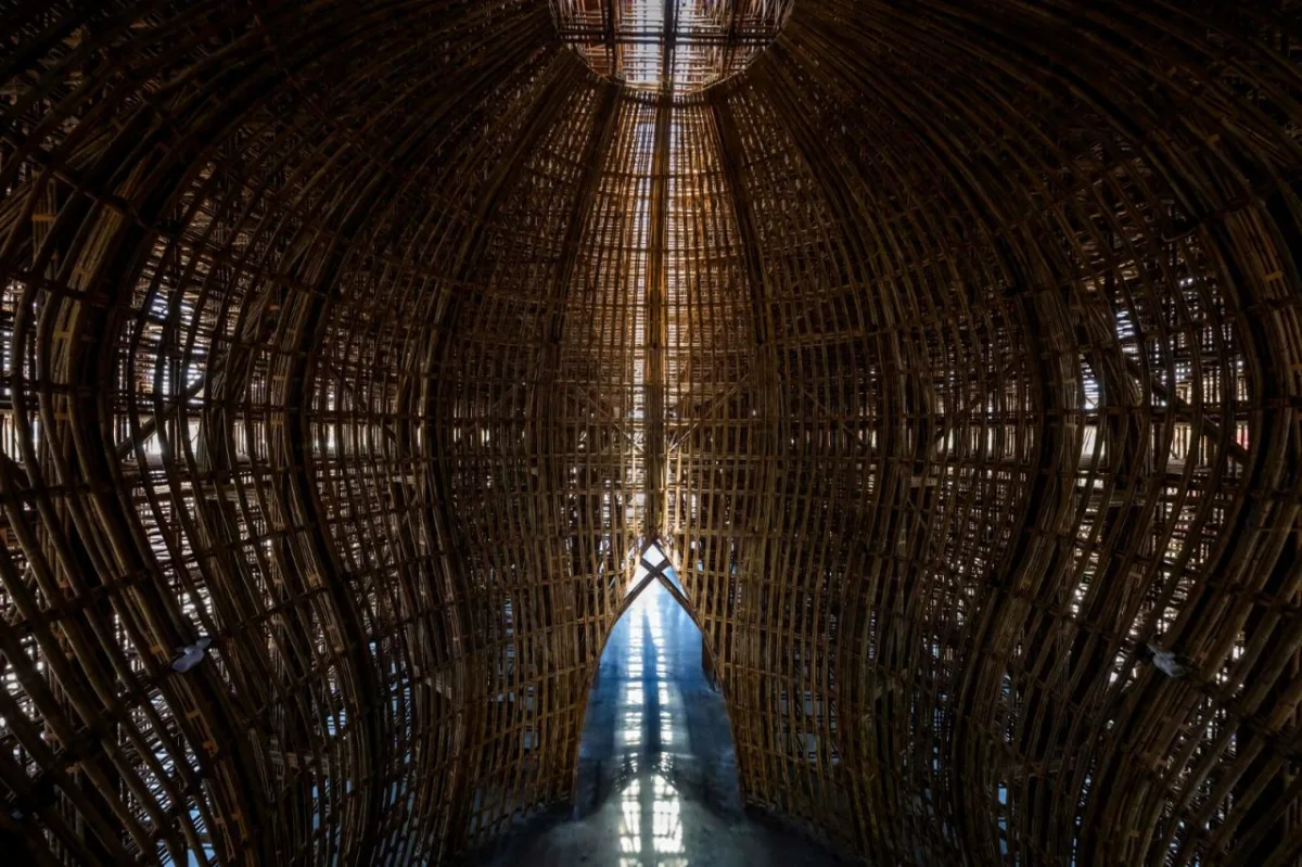 BIM建筑|42000 根竹竿，富国岛大世界欢迎中心 / 武重义建筑事务所