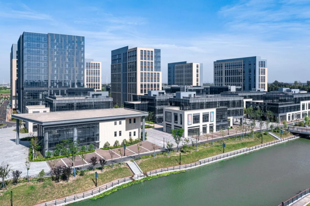 BIM建筑|“新冠疫情”和“逆全球化”冲击下，产业社区“破局”的六大路径 / 三益中国