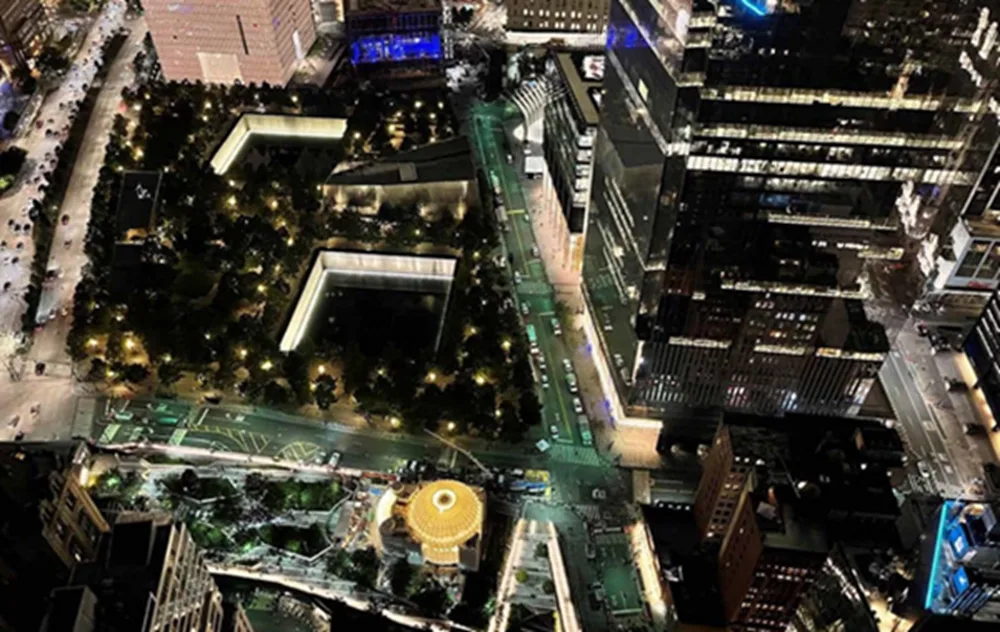 BIM建筑|卡拉特拉瓦的世贸中心教堂首次照明