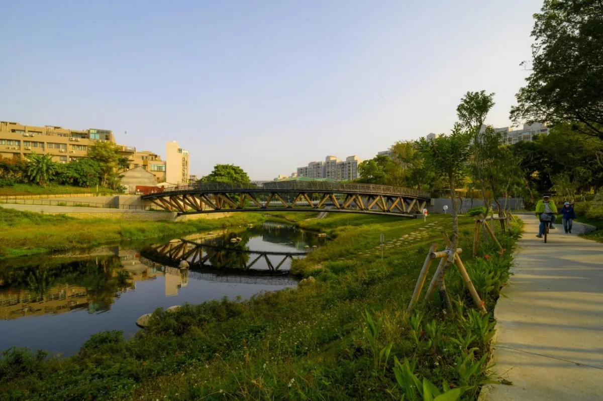 BIM建筑|月见桥 / HWCA Huai-Wen Chang Architect