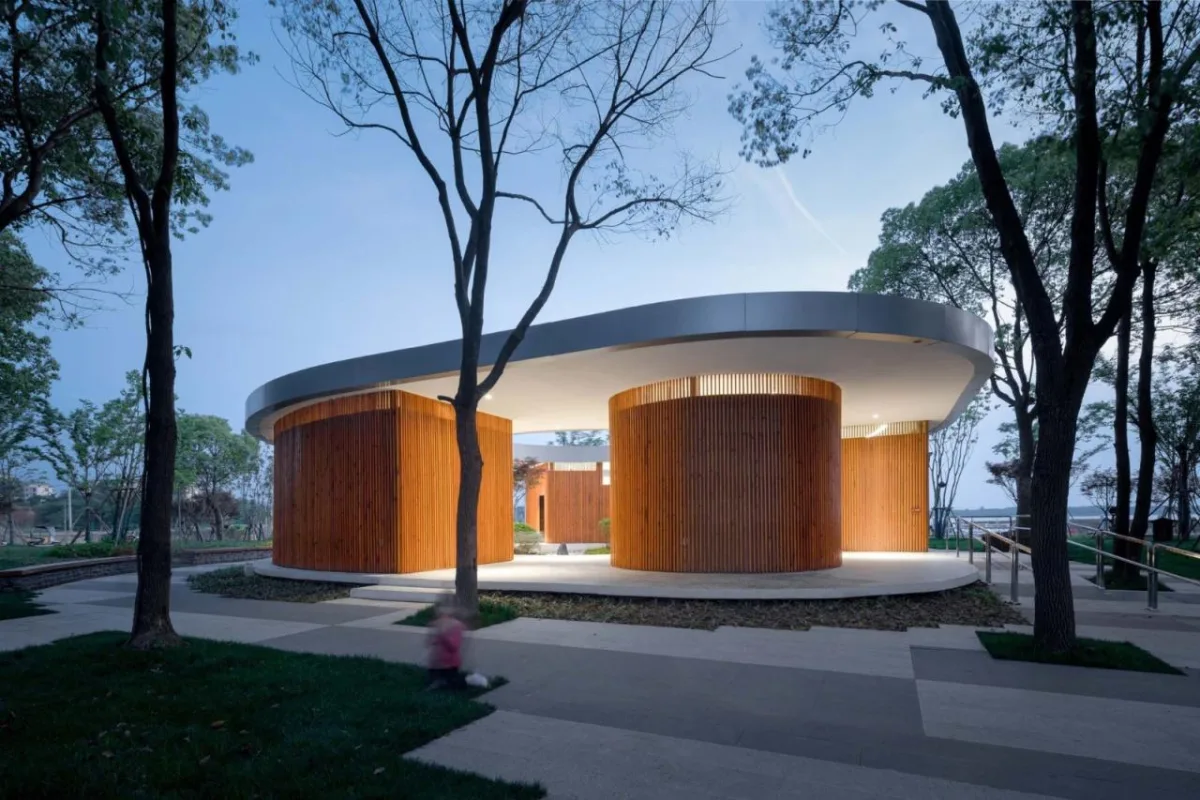 BIM建筑|梁子湖长岭渡口景观公厕 / 原榀建筑
