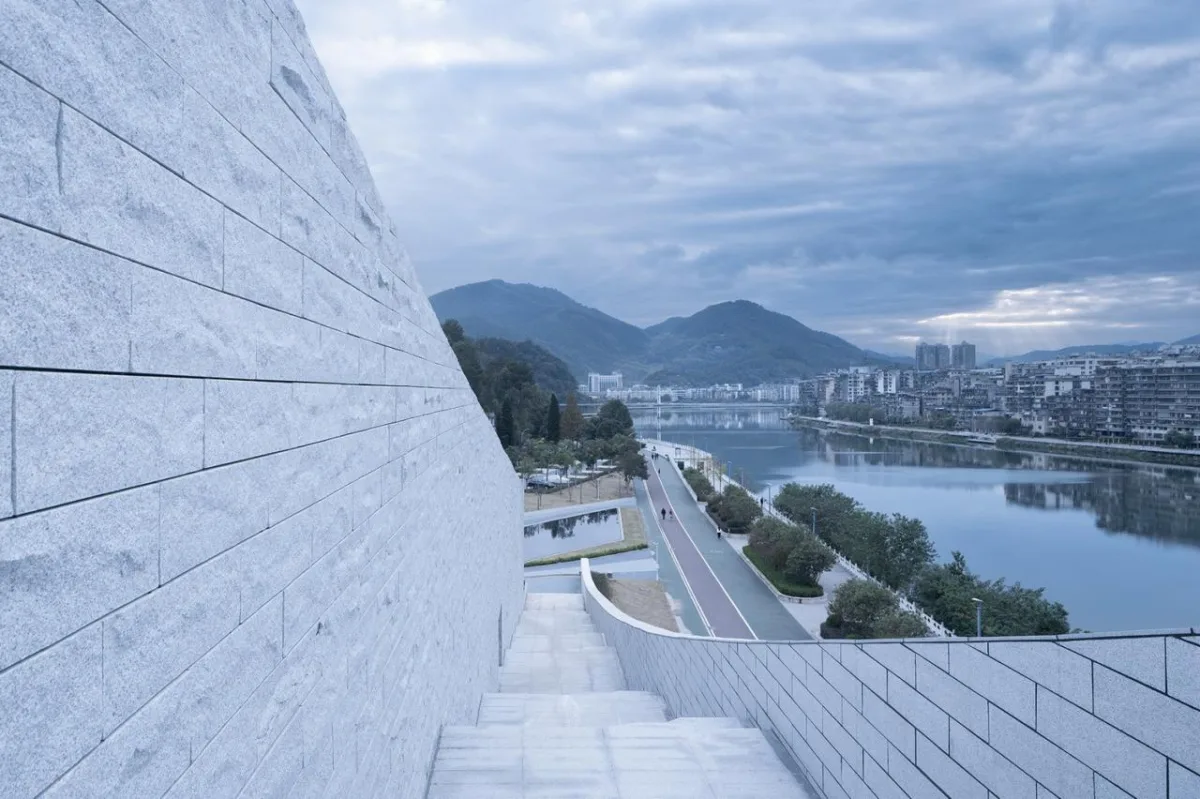 BIM建筑|在地为人，寄乡愁于山水——顺昌博物馆 / 浙江大学建筑设计研究院