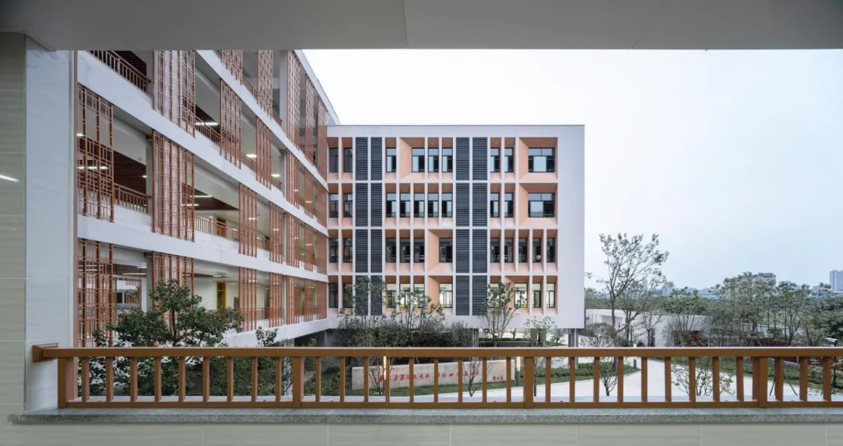 BIM建筑|开放式教育园林——宁波万科潘火实验中学 / UA尤安设计