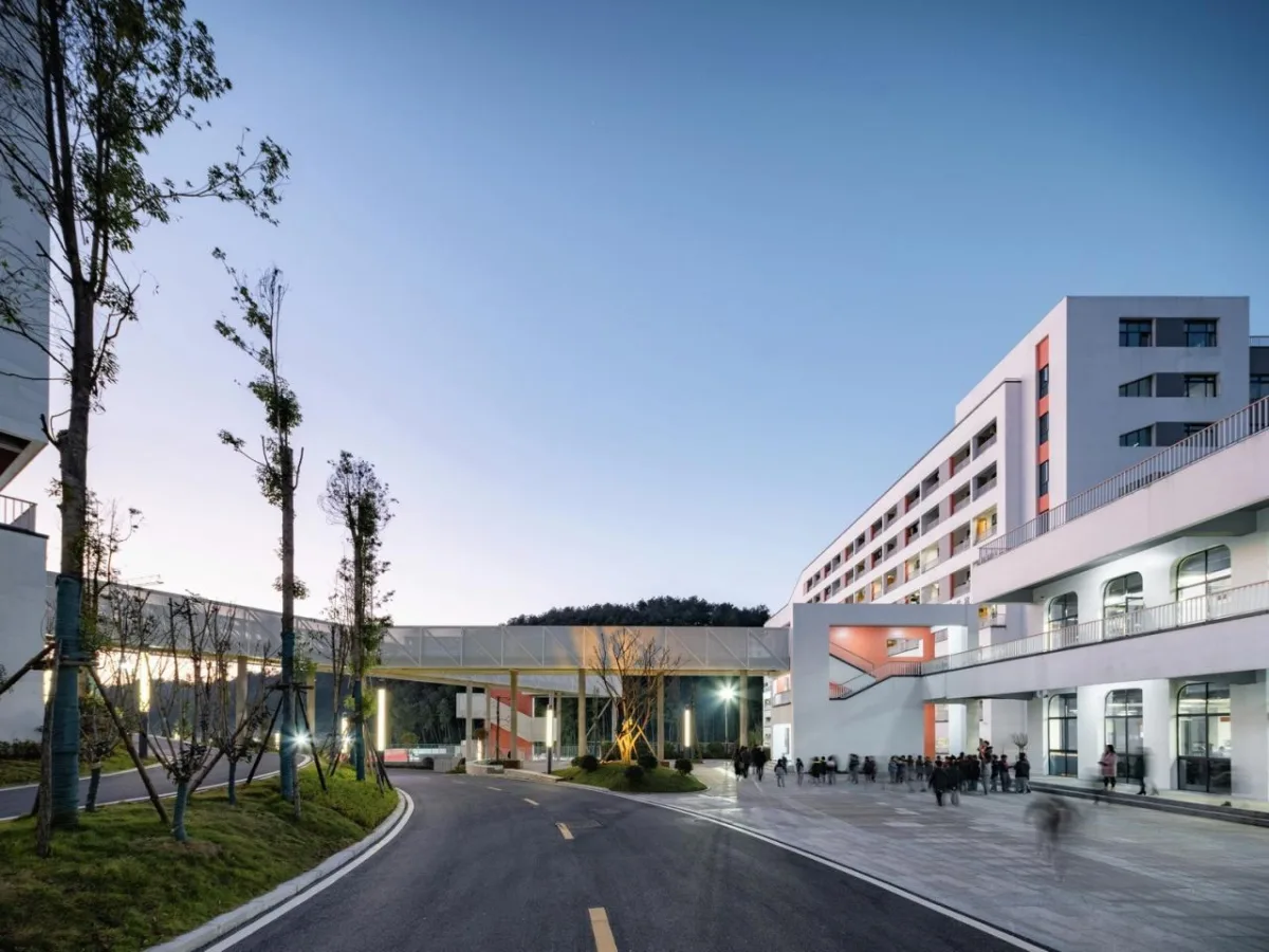BIM建筑|吉首中驰·湘郡礼德学校（一期）/ 象外营造工作室