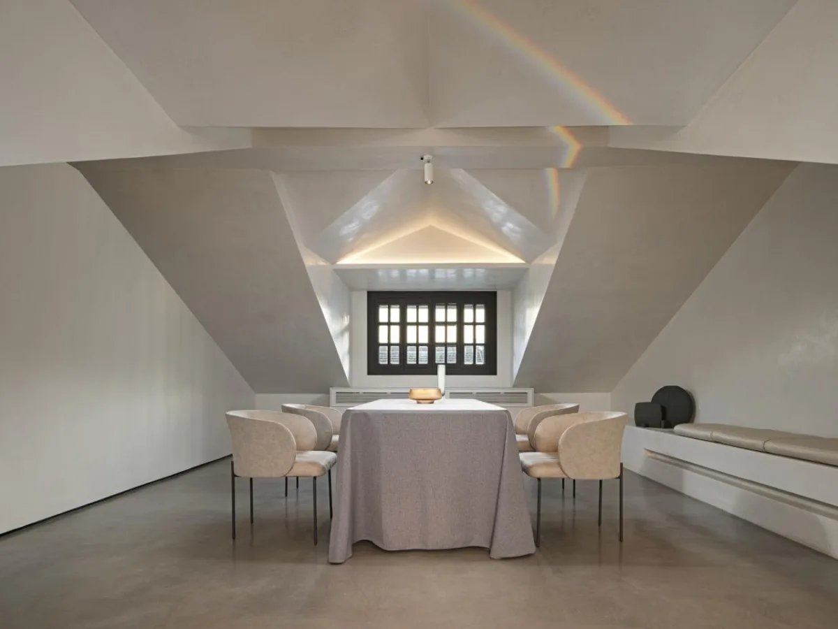 BIM建筑|历史建筑中的火锅“博物馆”：杭州GUD火锅餐厅旗舰店 / 八荒设计