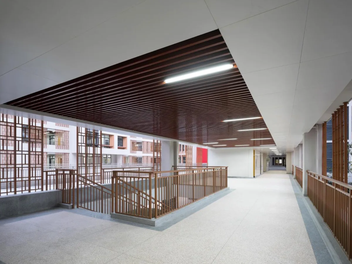 BIM建筑|开放式教育园林——宁波万科潘火实验中学 / UA尤安设计