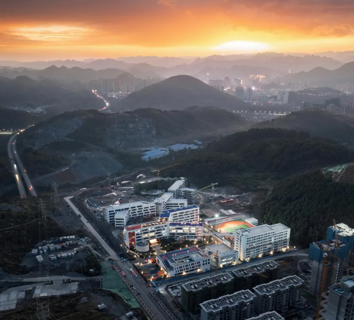 BIM建筑|吉首中驰·湘郡礼德学校（一期）/ 象外营造工作室