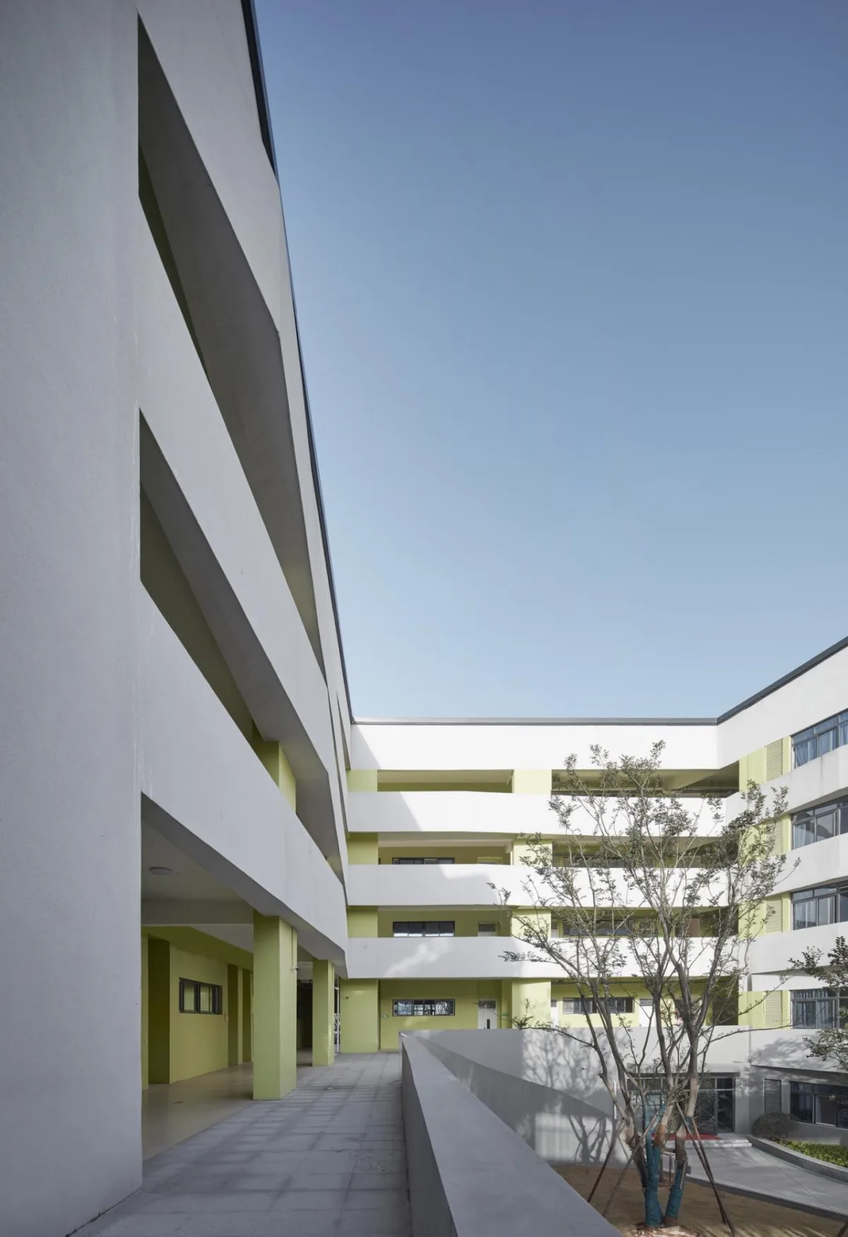 BIM建筑|“时间的容器”——郑州爱华国际学校 / UA尤安设计