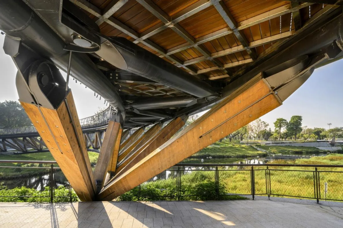 BIM建筑|月见桥 / HWCA Huai-Wen Chang Architect