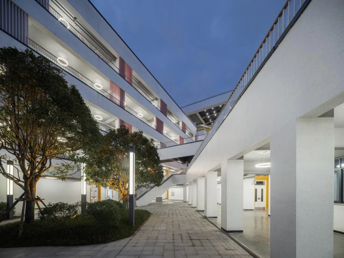 BIM建筑|吉首中驰·湘郡礼德学校（一期）/ 象外营造工作室