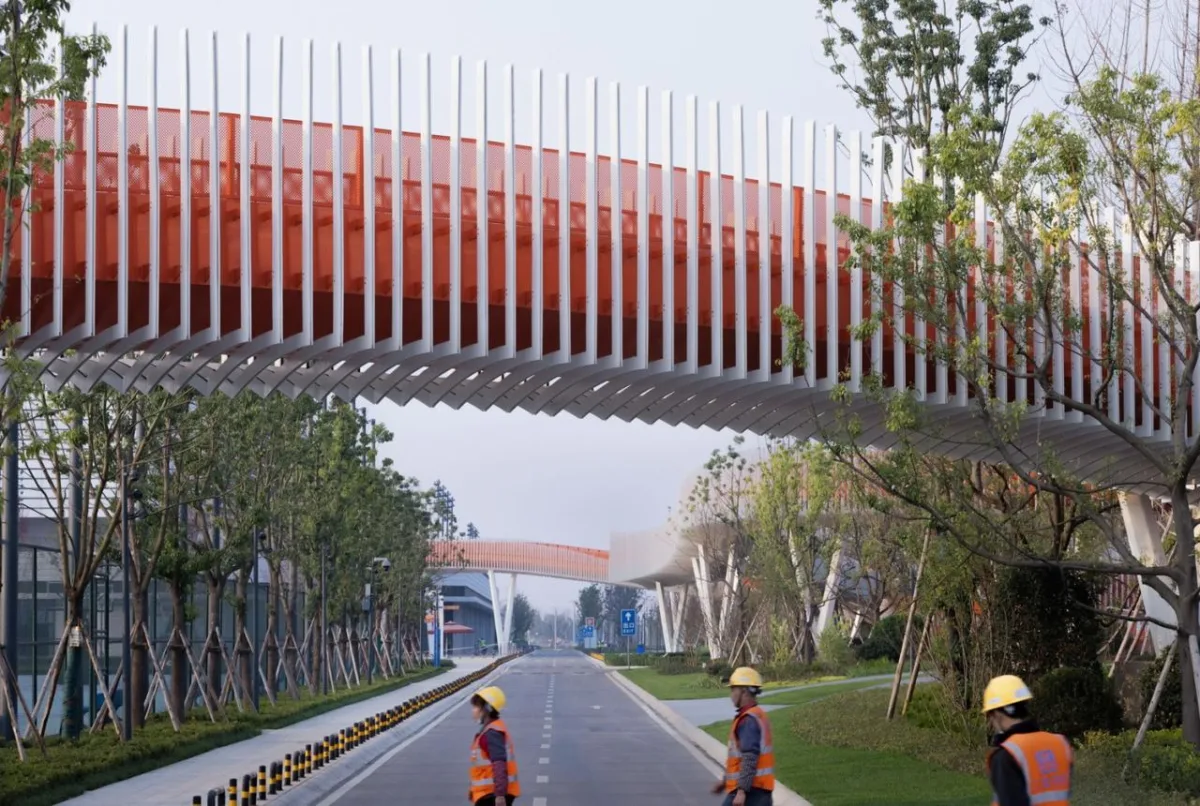 BIM建筑|成都大运会东安湖场馆景观连廊 / 四周建筑