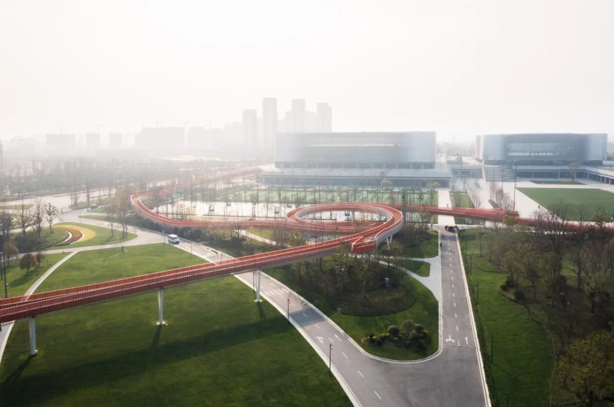 BIM建筑|成都大运会东安湖场馆景观连廊 / 四周建筑