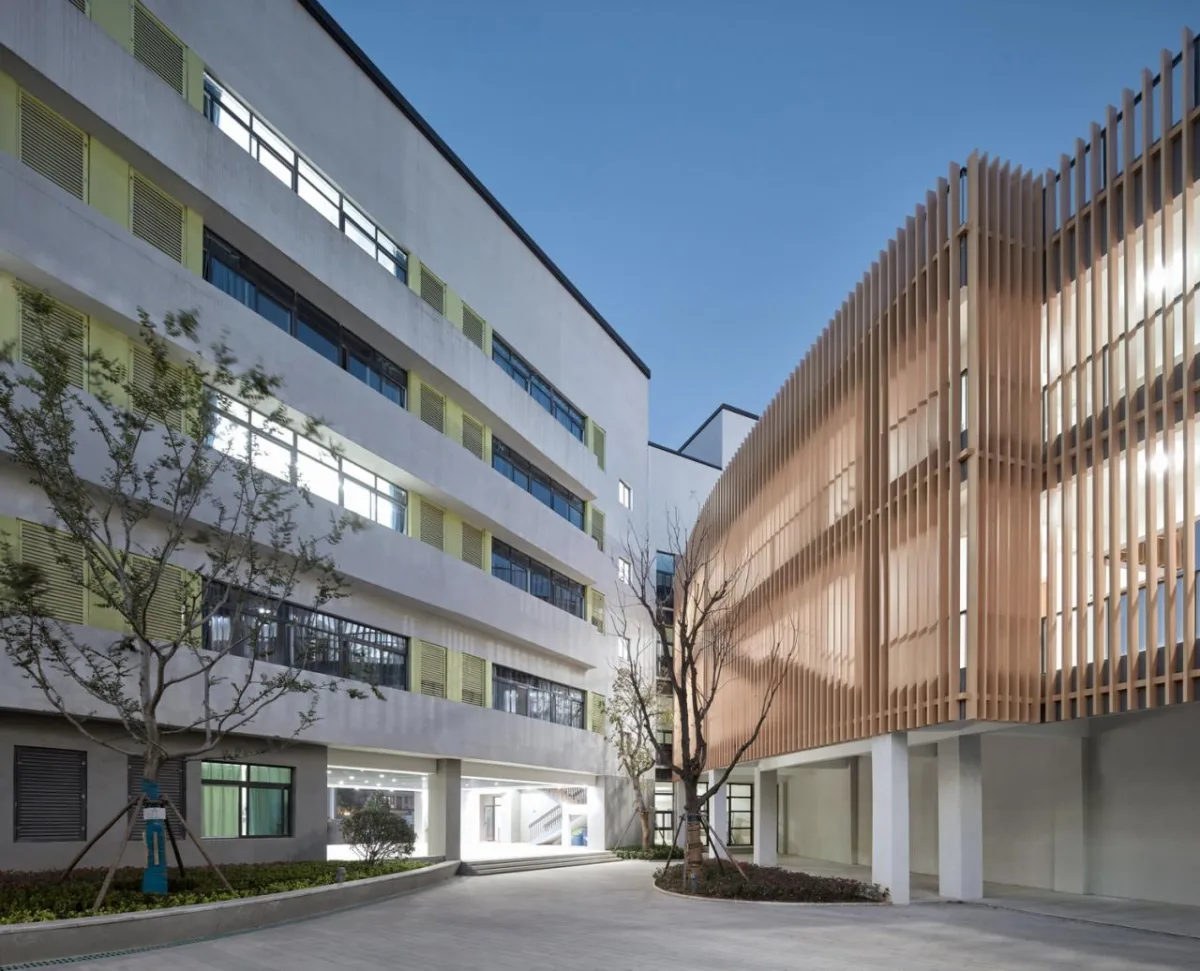 BIM建筑|“时间的容器”——郑州爱华国际学校 / UA尤安设计