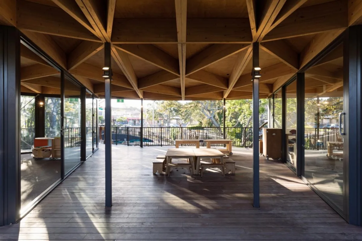 BIM建筑|鸮鹦鹉溪幼儿学习中心 / Collingridge And Smith Architects (CASA)