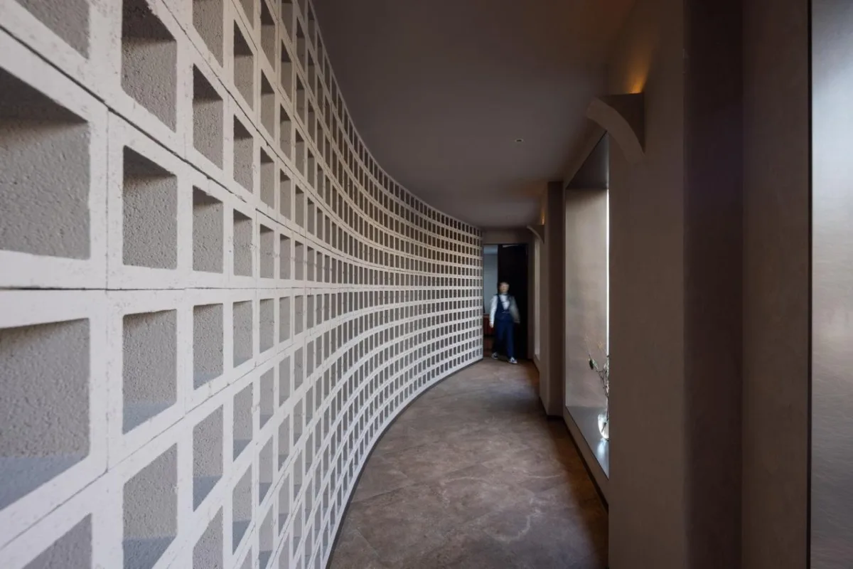 BIM建筑|内向理疗SPA，大庆 / 素造建筑