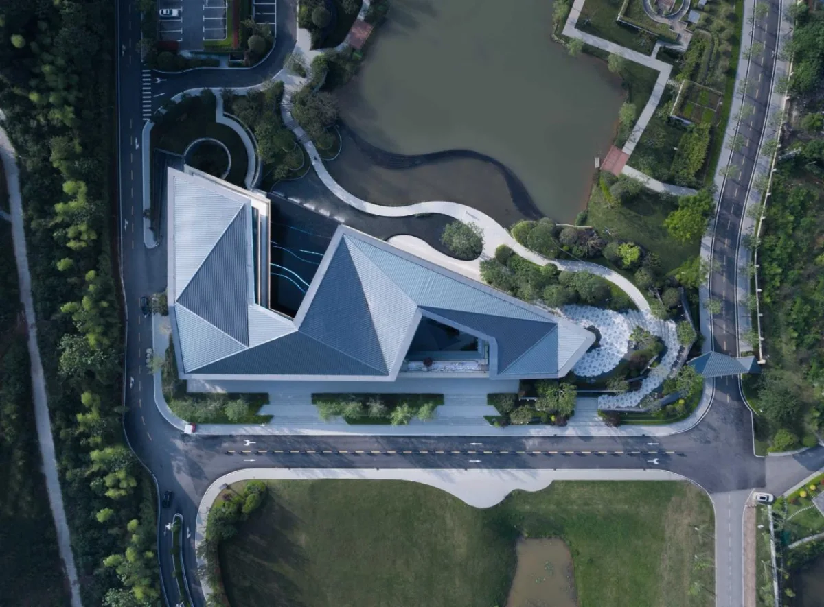 BIM建筑|长沙麓隐青竹湖展示中心 / PTA上海柏涛
