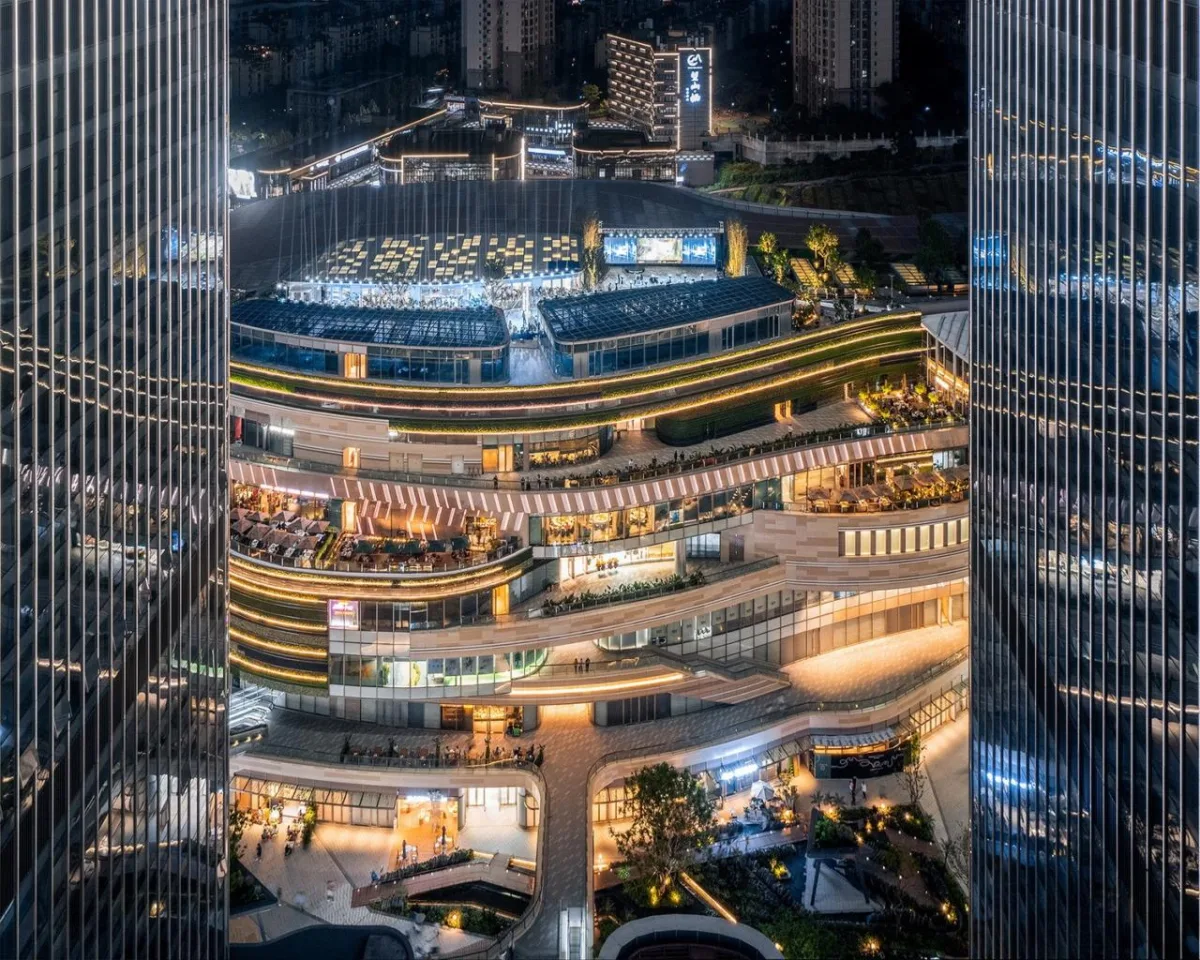 BIM建筑|香港置地重庆光环The Ring购物公园 / PHA湃昂