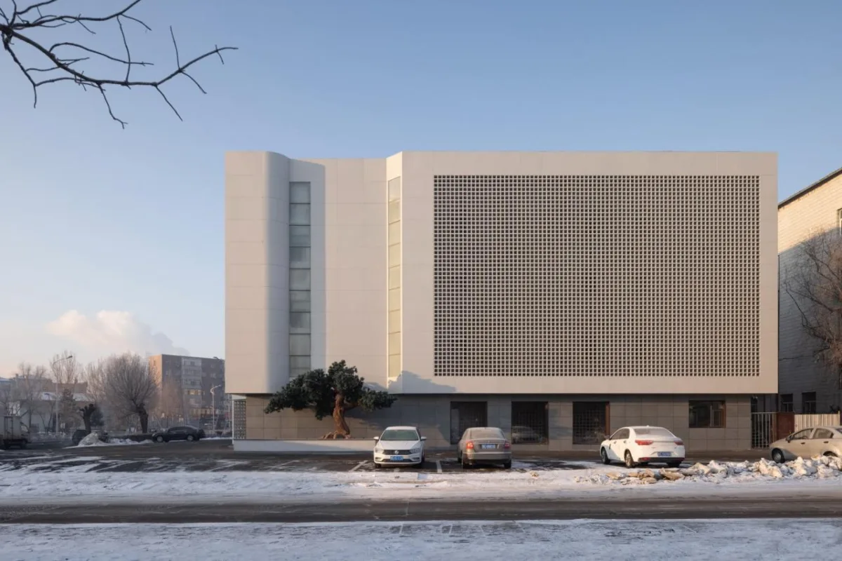 BIM建筑|内向理疗SPA，大庆 / 素造建筑
