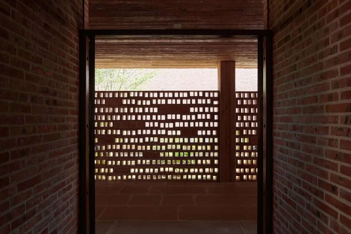 BIM建筑|​工坊式的校园：丁蜀成校 / 亘建筑事务所