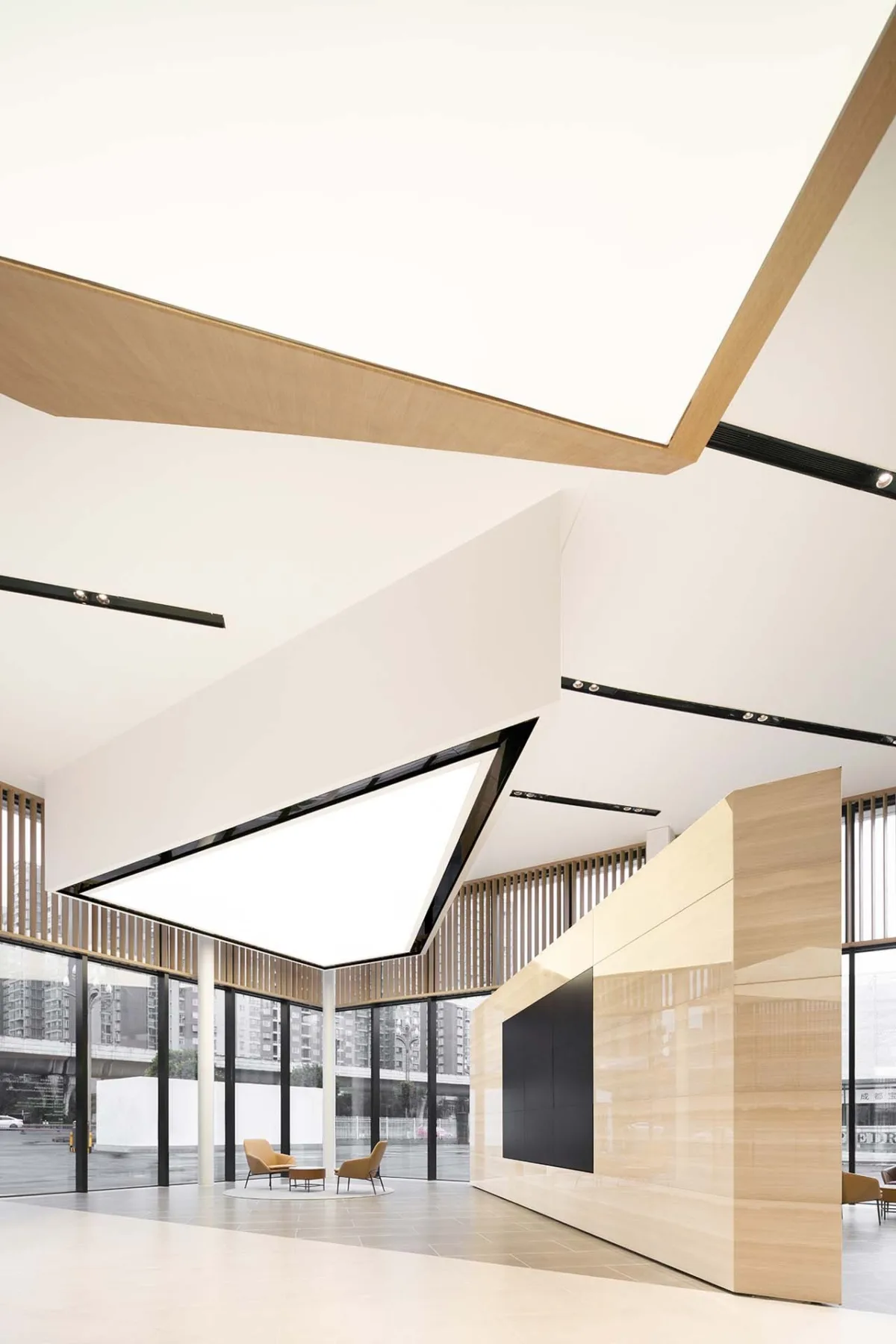 BIM建筑|成都BMW宝马体验中心 / 朱海博建筑设计事务所