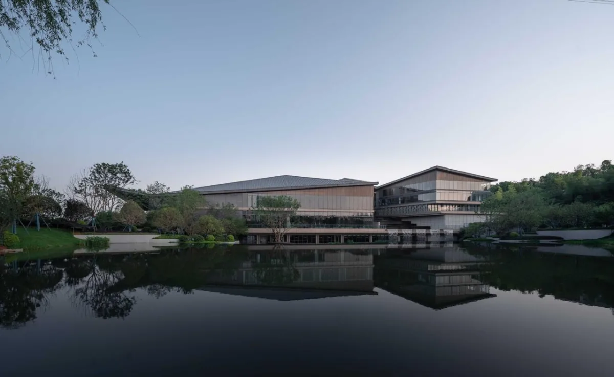 BIM建筑|长沙麓隐青竹湖展示中心 / PTA上海柏涛