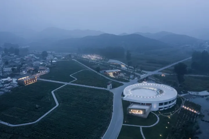 BIM建筑|田岗知行村：乡村会客厅 / 袈蓝建筑