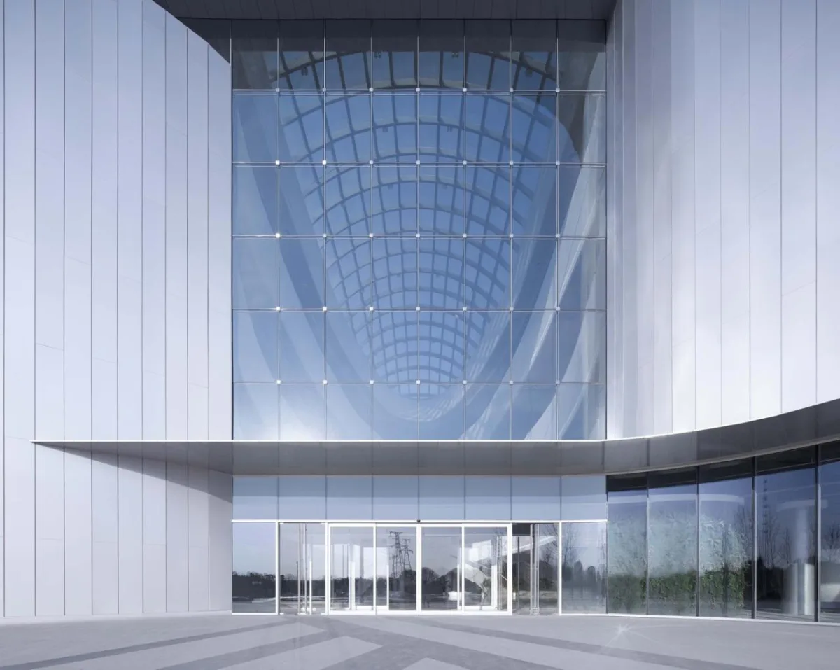 BIM建筑|虚拟之筑的有机新生：南昌VR科创城VR展示中心 / UA尤安设计