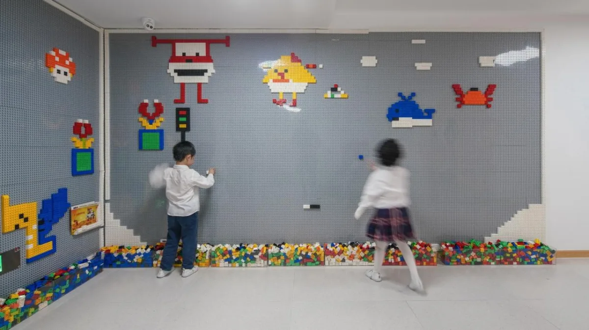 BIM建筑|海口山高幼儿园：一座位于高铁站下的幼儿园,如何征服小朋友 / DIKA新作