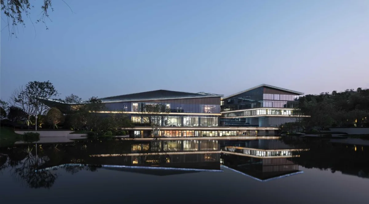 BIM建筑|长沙麓隐青竹湖展示中心 / PTA上海柏涛