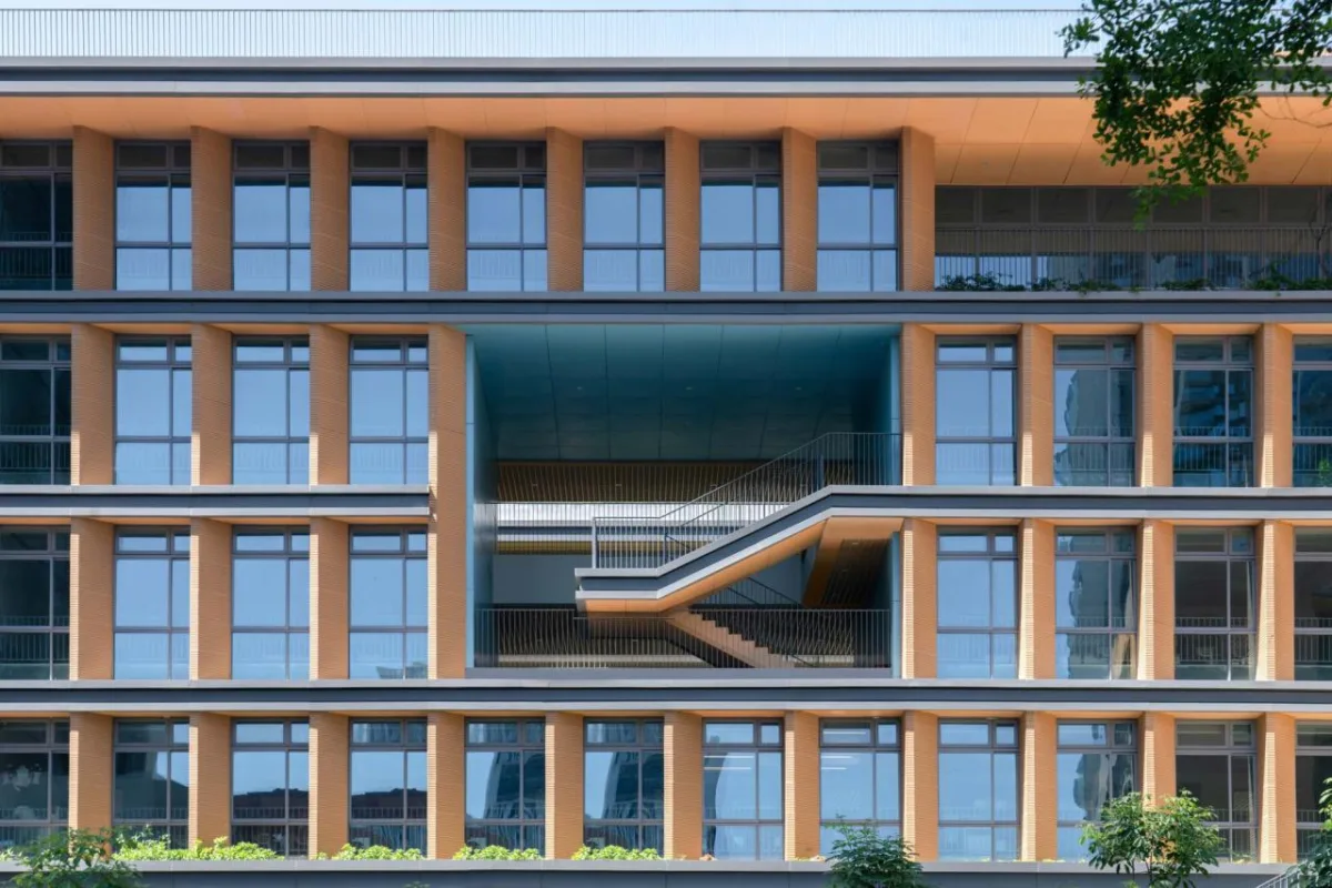 BIM建筑|深圳外国语学校宝安学校 / 华阳国际设计集团